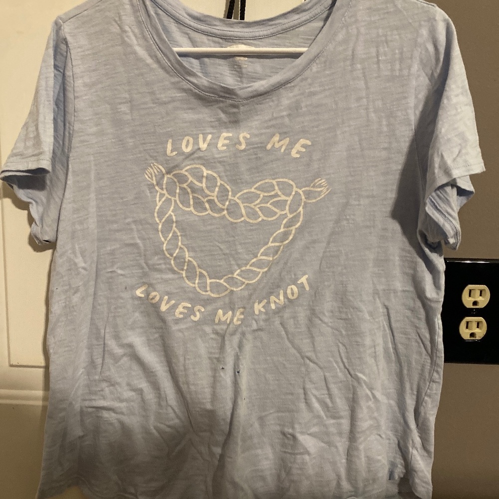 Old navy shirt